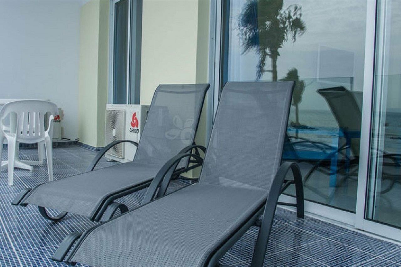 Paphinia Seaview Apartments Paphos Eksteriør bilde